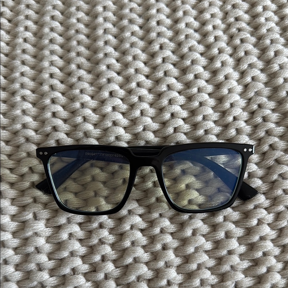 Stylish Black Square Glasses - Blue Light